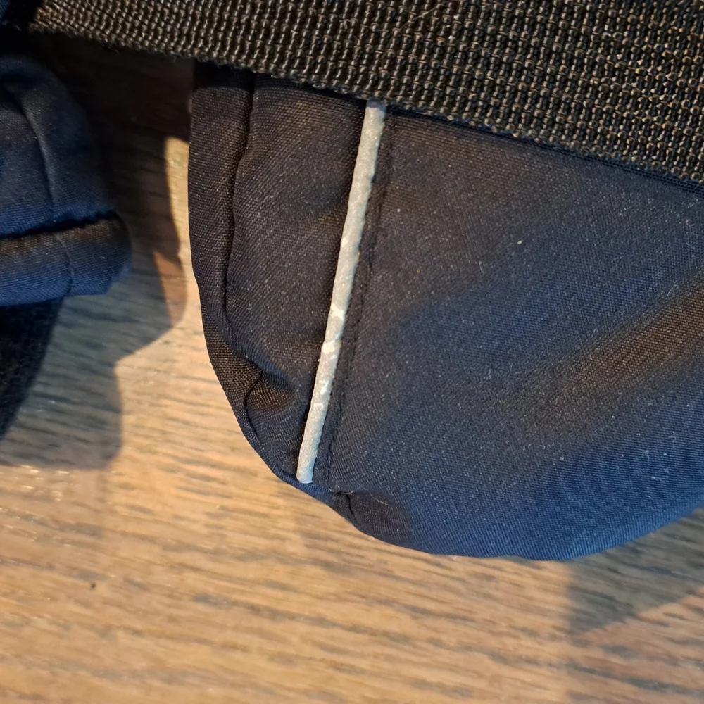 All in Motion Black Mittens with Elastic Cuffs